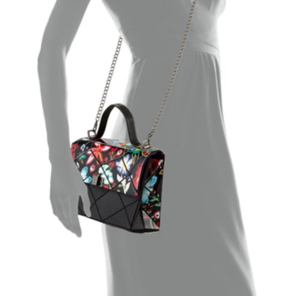 Patrizia Luca Printed Geometric Lock Front